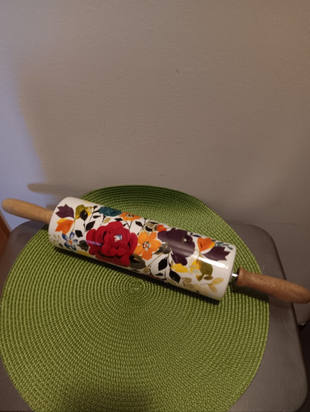Pioneer Woman Timeless Floral/Fall Flowers/Autumn Harvest Rolling Pin (Retired)